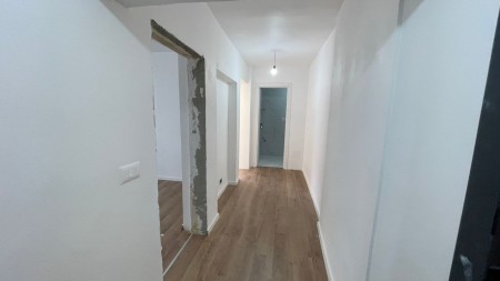Apartament 1+1 - Shitje Rruga Margarita Tutulani