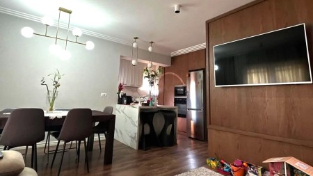 Apartament 3+1 - Shitje Rruga Shefqet Musaraj