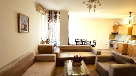 Apartment 2+1 - For Rent Rruga Xhanfize Keko