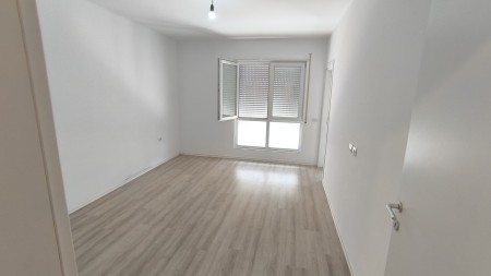 Apartment 2+1 - For sale Rruga 5 Maji