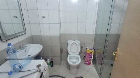 Apartament 1+1 - Shitje Rruga Bill Klinton