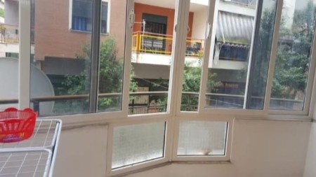 Apartament 1+1 - Qira Rruga Bill Klinton
