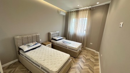 Apartment 2+1 - For sale Rruga Kostandin Kristoforidhi