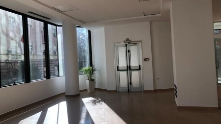 Office - For Rent Bulevardi Dëshmorët e Kombit