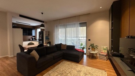 Apartment 2+1 - For sale Rruga e Kavajës