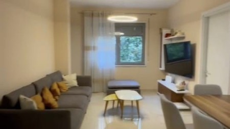Apartament 2+1 - Qira Rruga e Dibrës