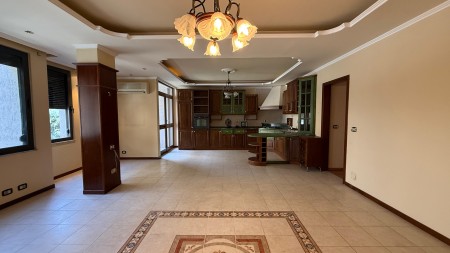 Apartament 2+1 - Shitje Bajram Curri Boulevard