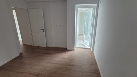 Apartament 1+1 - Shitje Rruga Eshref Frasheri