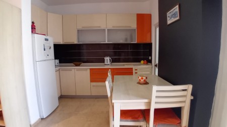 Apartment 3+1 - For sale Rruga Shyqyri Bërxolli