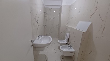 Apartament 2+1 - Qira Rruga Selma Riza