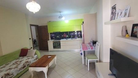 Apartament 2+1 - Shitje Rruga Aleksandri i Madh