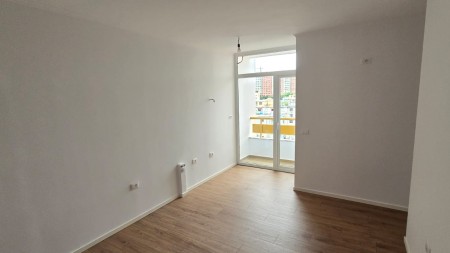 Apartament 1+1 - Shitje Bajram Curri Boulevard