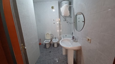 Apartament 1+1 - Shitje Rruga Skender Luarasi