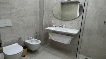 Apartament 2+1 - Qira Rruga Reshit Çollaku