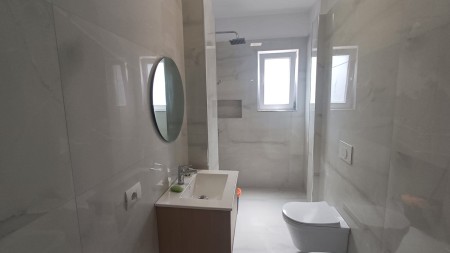 Apartament 2+1 - Shitje Rruga Dritan Hoxha