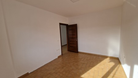 Apartment 3+1 - For Rent Rruga Perlat Rexhepi