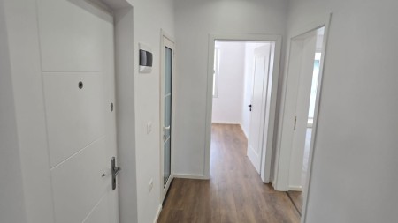 Apartament 2+1 - Shitje Rruga Nikolla Lena
