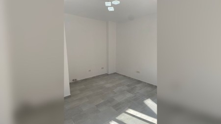 Njesi Biznesi - Qira Rruga Myslym Shyri
