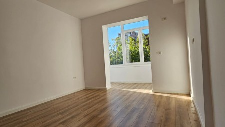 Apartament 1+1 - Shitje Kavaja Street