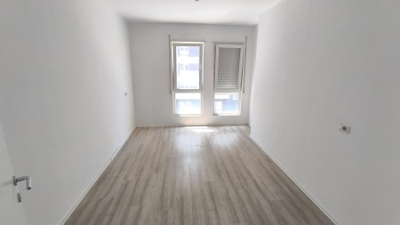 Apartment 2+1 - For sale Rruga 5 Maji