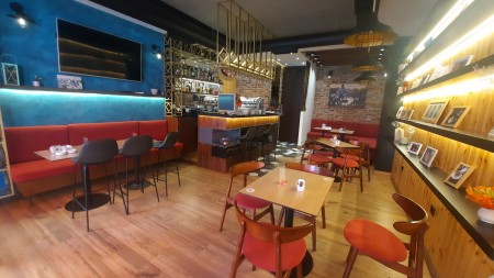 Bar-Restaurant - Qira Boulevard Kashar