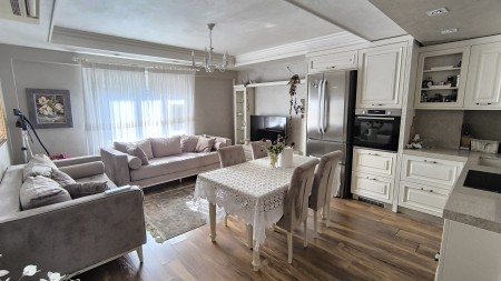 Apartment 2+1 - For sale Rruga Luigj Gurakuqi