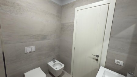 Apartment 2+1 - For sale Rruga Hamdi Sina