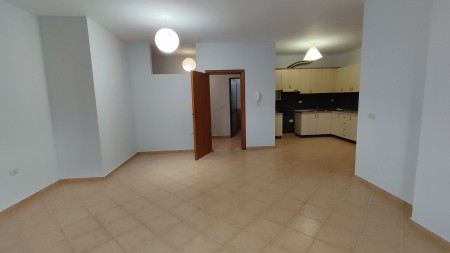 Apartment 2+1 - For sale Rruga Aleksandër Moisiu