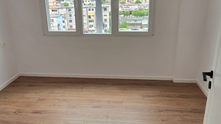 Apartament 1+1 - Shitje Bajram Curri Boulevard