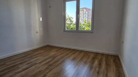 Apartament 1+1 - Shitje Kavaja Street