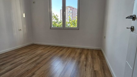 Apartament 1+1 - Shitje Kavaja Street