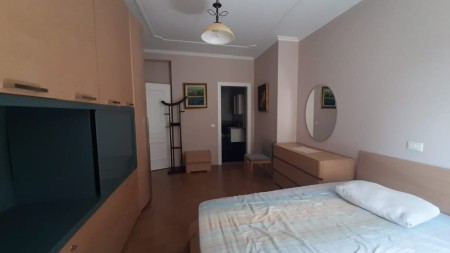 Apartament 2+1 - Qira Rruga Themistokli Gërmenji