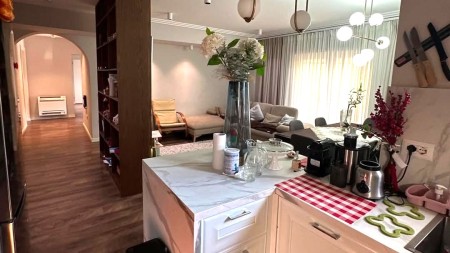 Apartament 3+1 - Shitje Rruga Shefqet Musaraj