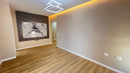 Apartament 2+1 - Shitje Rruga Hoxhë Vokrri