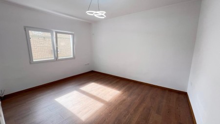 Apartment 2+1 - For sale Rruga Odhise Paskali