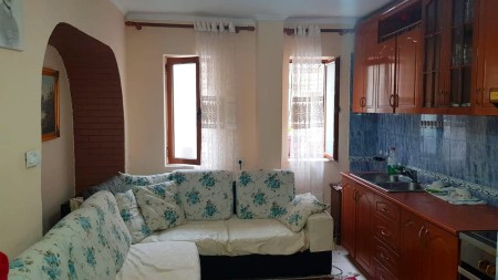Apartment 2+1 - For sale Rruga Grigor Heba