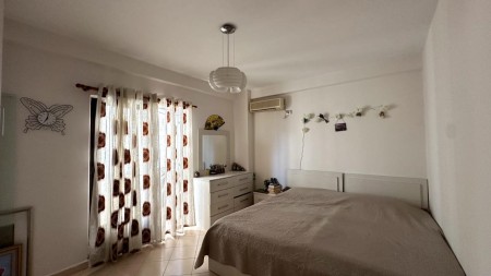 Apartment 2+1 - For Rent Rruga Xhanfize Keko
