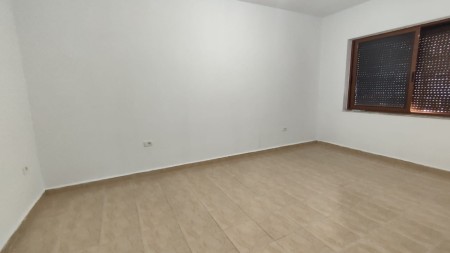 Business Unit - For Rent Rruga Nikolla Jorga