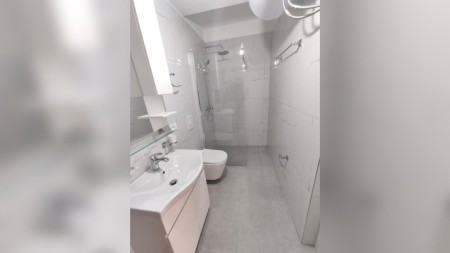 Apartment 1+1 - For sale Rruga Aleksander Konda