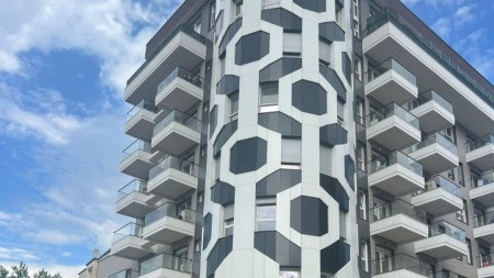 Apartament 2+1 - Shitje Rruga Ali Demi