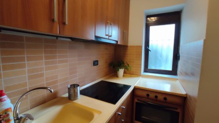 Apartment 1+1 - For Rent Rruga Vllazën Huta