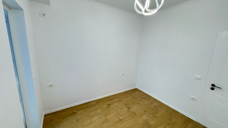 Apartament 1+1 - Shitje Rruga Astrit Losha