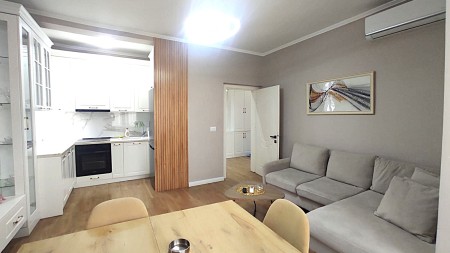 Apartament 1+1 - Shitje Rruga Kont Leopold Bertold