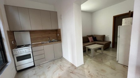 Apartament 2+1 - Shitje Rruga Golem