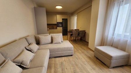 Apartment 2+1 - For Rent Rruga Zallit