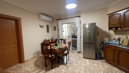 Apartament 2+1 - Shitje Rruga Muzaket
