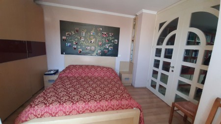 Apartment 4+1 - For sale Rruga Idriz Dollaku