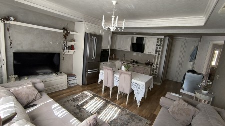 Apartment 2+1 - For sale Rruga Luigj Gurakuqi