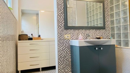 Apartament 2+1 - Shitje Rruga Viktor Eftimiu
