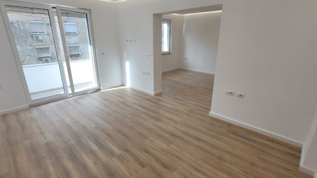 Apartament 2+1 - Shitje Rruga Mine Peza